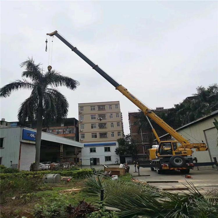 鲁山12吨吊车出租一天的收费标准是什么