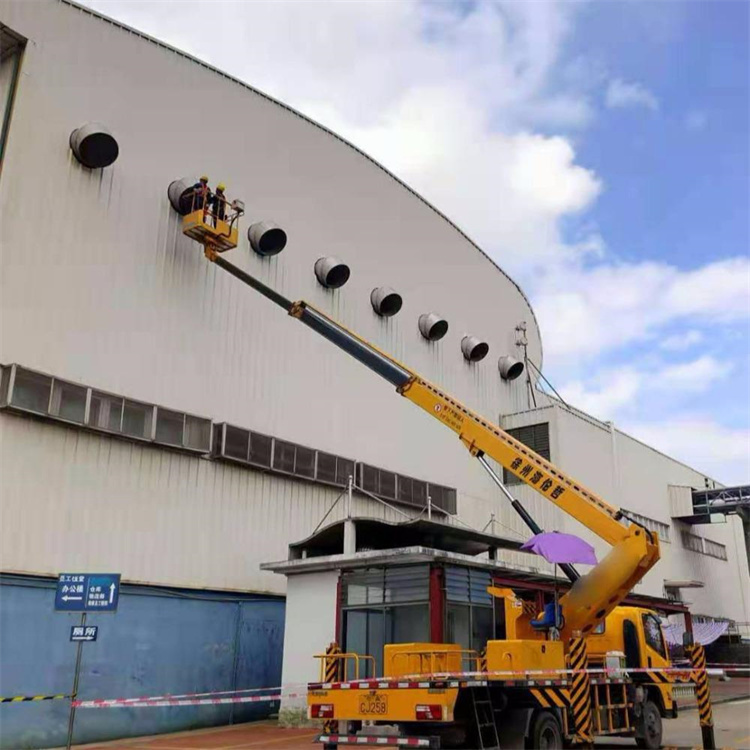 鲁山高空作业车出租服务：专业广告牌安装解决方案