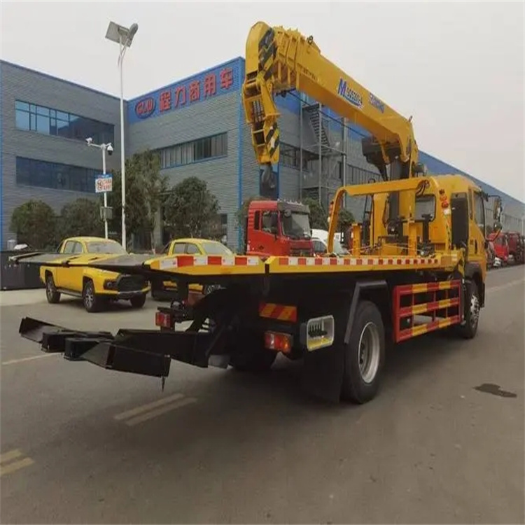 鲁山附近小随车吊出租电话，轻松解决搬运烦恼