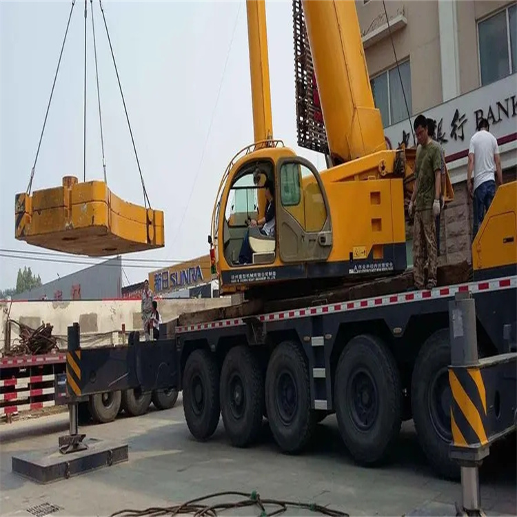 鲁山当地吊车出租|机器吊装|75吨|工厂搬迁服务